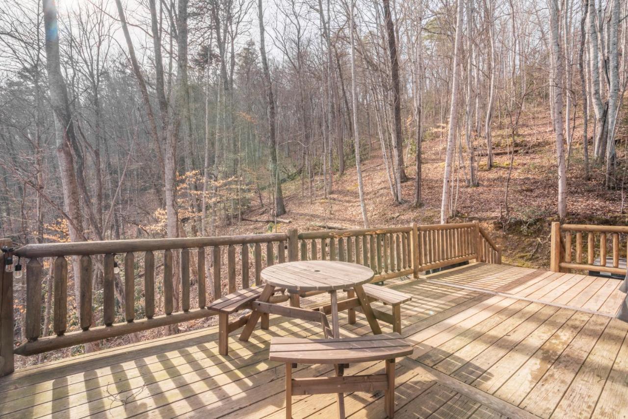 Moonshine Ridge Cabin With Hot Tub And Fire Pit Пиджен-Фордж Экстерьер фото